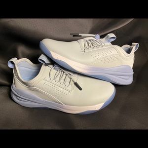 Clove Nursing Sneakers 7